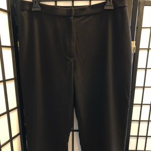 “3 for $25”  Briggs New York Crop Pants